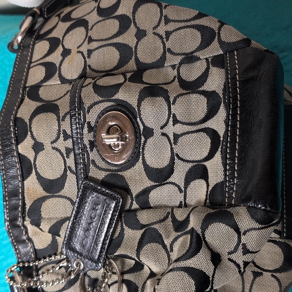 Coach Black and Cream Signature Tote - Picture 6 of 6